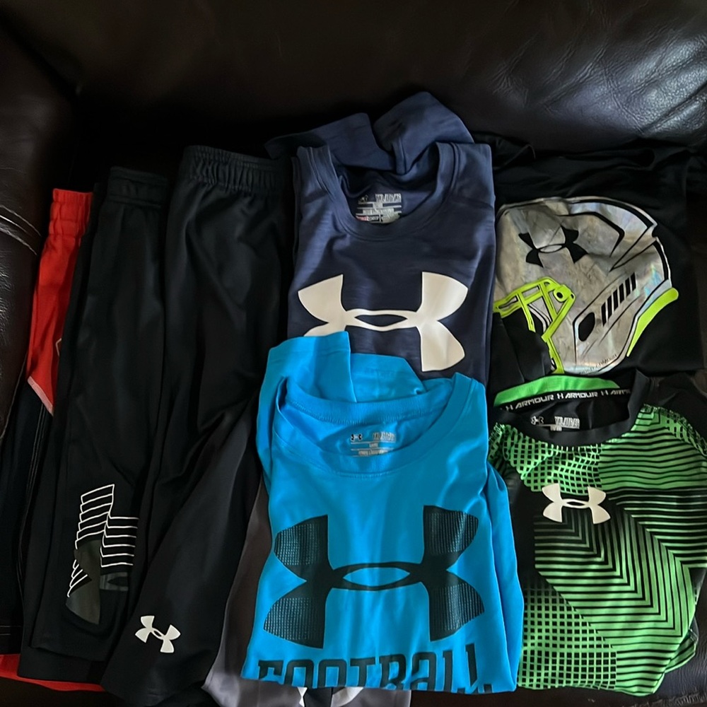 3 shorts and 4 shirts yxl